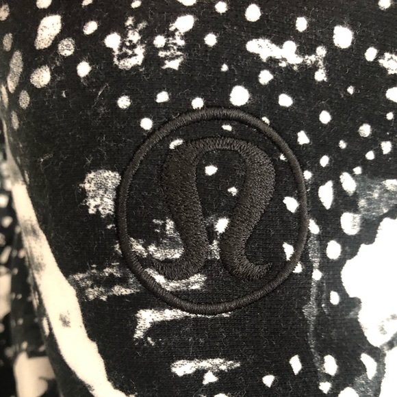 Lululemon zip up - Picture 6 of 7